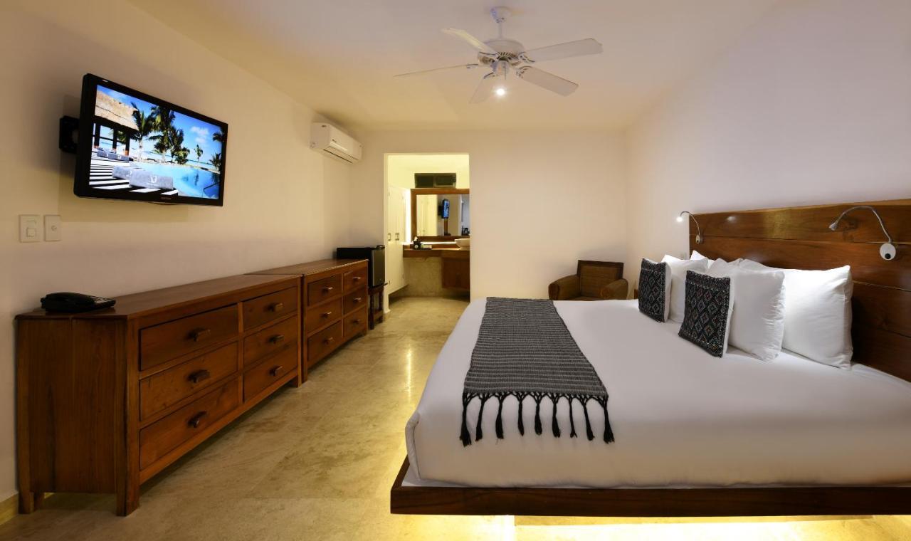 Casa Del Jaguar Beach Hotel Isla Mujeres Exterior photo